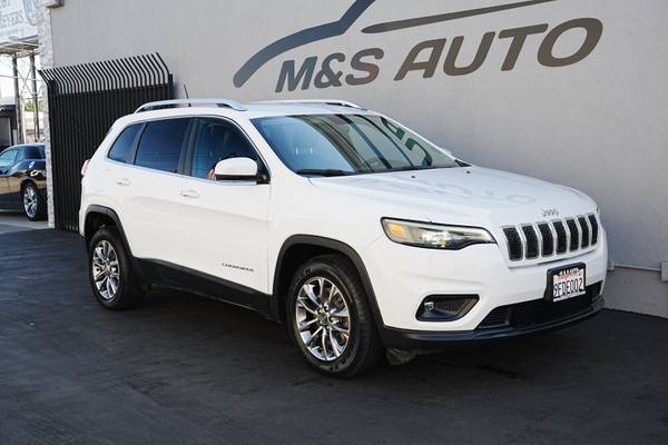 2020 Jeep Cherokee Latitude photo 3