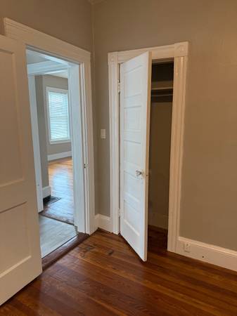 $3,200 / 3br - Spacious and well located Apartment for rent in Beverly (Beverly)63690775093121124