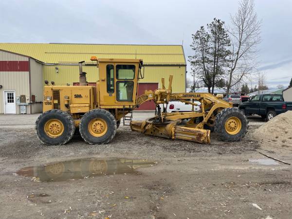 1995 120G cat grader 1