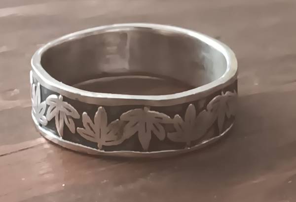 BIG size 14 solid 925 Sterling Silver pot leaf band ring 1