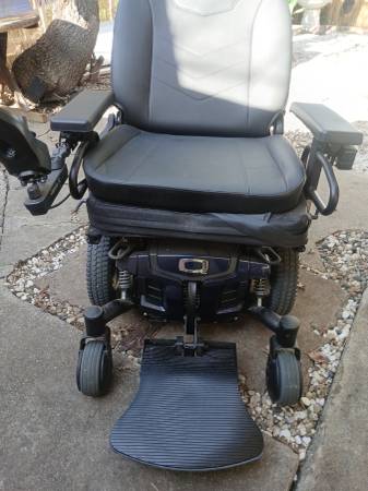 Quantum Motorized Wheelchair 1