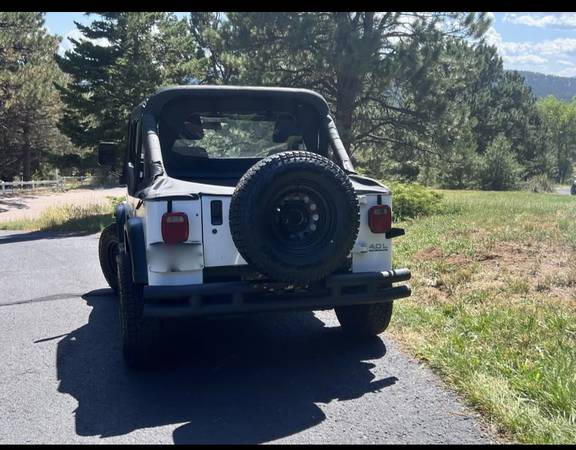 Jeep Wrangler 4x4 de 1991 - $9,00063442903878915124