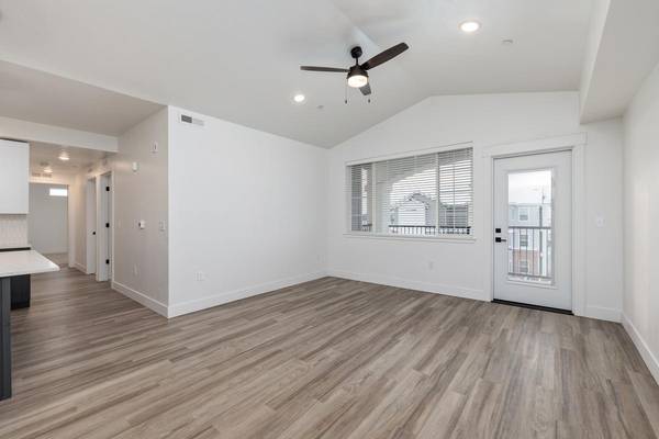 $1,855 / 3br - 1252ft2 - ¡Mudarse HOY! Llame Hoy Para Programar Su Mudanza! (Meridian)63981532275330123
