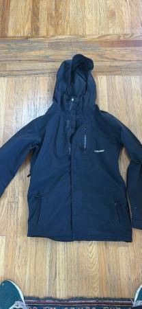 Volcom L Gore jacket sz small relaxed fit 1