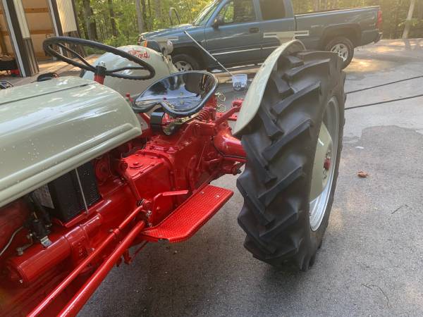 1951 8N Ford Tractor show condition 1