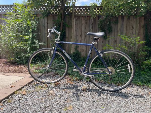Vintage 1990’s Trek Hybrid 1