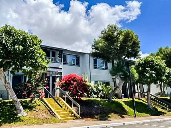 $2,167 / 2br - 635ft2 - Cable Ready, On-Site Maintenance, Vinyl Plank Flooring (Makakilo)63686709493763123