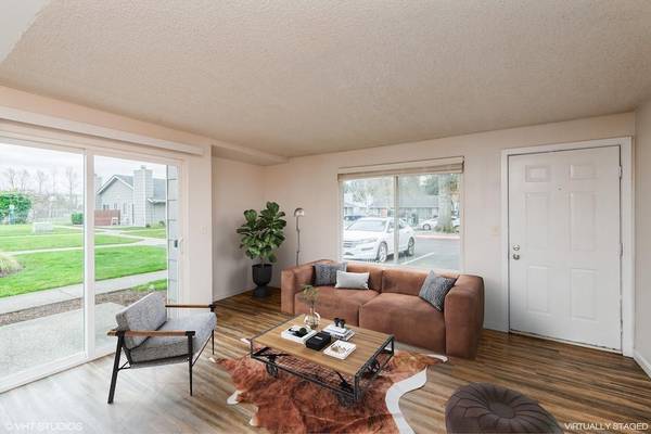 $1,545 / 1br - 600ft2 - Patio, Zona Verde, Estaciones para Mascotas, Electrodomésticos de Acero Inoxidable63688480034689121
