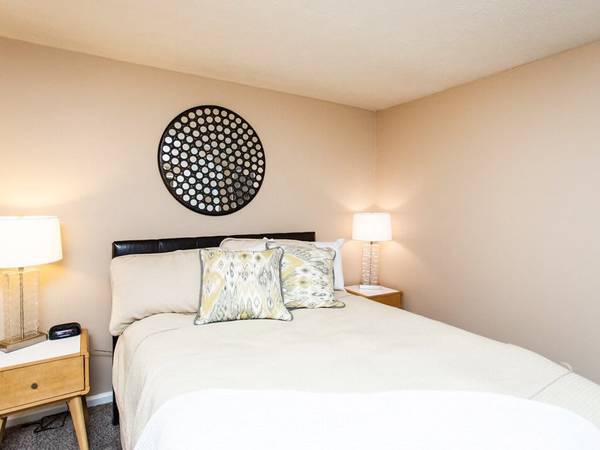 Washer and Dryer Connections, Off Street Parking, 2 BD 1