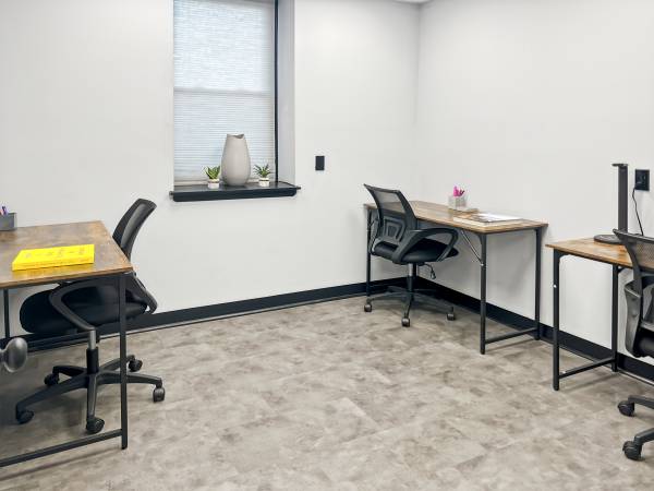 $2,169 Team-Ready Office, with Meeting Rooms and Kitchen Space only $2169 (Haverstraw)64035736893314120