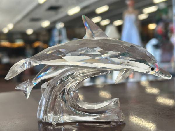 Swarovski crystal dolphin "Lead Me" 1990 annual edition figurine 1