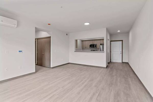 $1,551 / 2br - 785ft2 - Comfortable senior 785 sq ft / 2 bed / 2 bath! Great location! (Tacoma)63808058937731124
