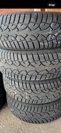 195/60/15 snow tires gen Altimax  arctic 1