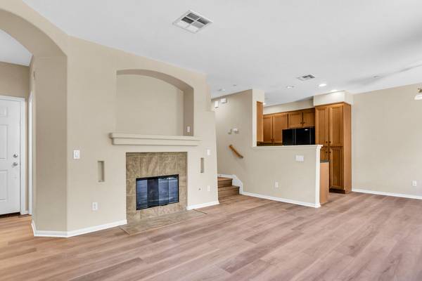 $4,475 / 3br - 1437ft2 - Beautiful townhome with large patio! Available now! New photos availab (San Diego)63621380543235121