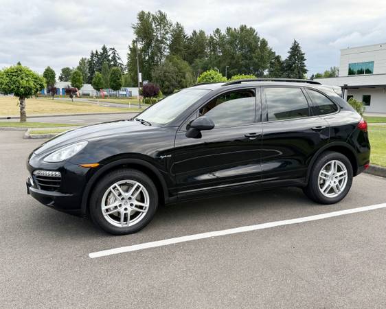 2012 Porsche Cayenne S Híbrido - $10,500 (Auburn)63441933327363122