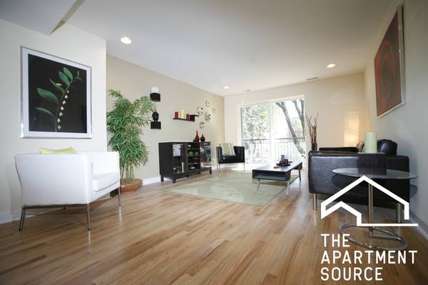 $1,700 / 1br - 🏙️ Fully Loaded, Modern 1 Bed + 1.5 Bath — W/D in-Unit (Rogers Park)63960149164162121