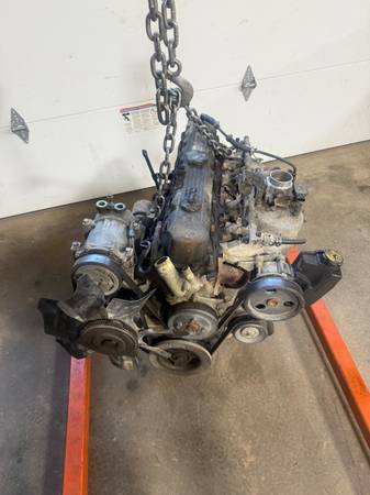 Jeep 4.0 Engine 1