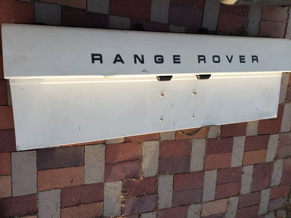 Range Rover Classic 3.9L Tailgate 1