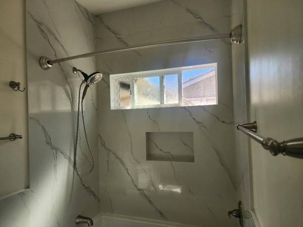 $3,250 / 2br - 900ft2 - 2 BEDROOM HOUSE IN  SEASIDE (SEASIDE)64009501957507122