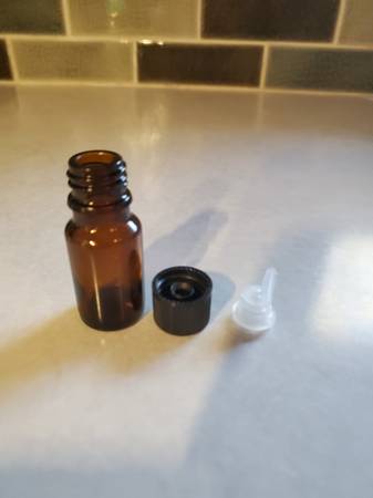 130 10mL Amber Bottles with Caps and Inserts 1