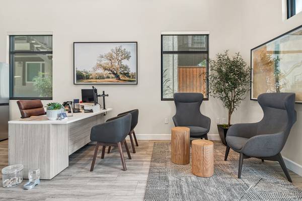 $2,955 / 2 habitaciones - 962 pies² - Mantenimiento y administración en el lugar, listo para cable, se aceptan mascotas63668271243395121