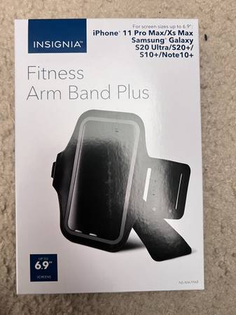 Fitness Armband for Cell Phones with Screens up to 6.7" - Black-new 1