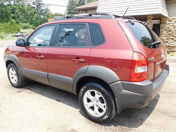 2009 Hyundai Tucson SE AWD 4dr SUV - $4200.0063436112841601124