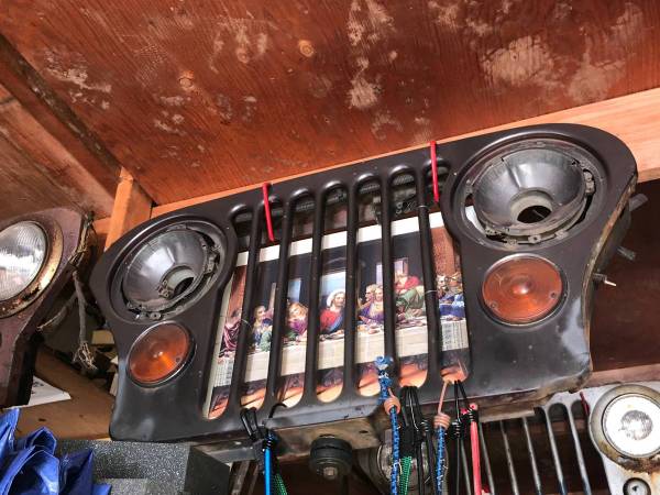 ORIGINAL TAKEOFF WILLYS , AND AMC JEEP GRILLS - $250 (MIDDLETOWN CT) 1