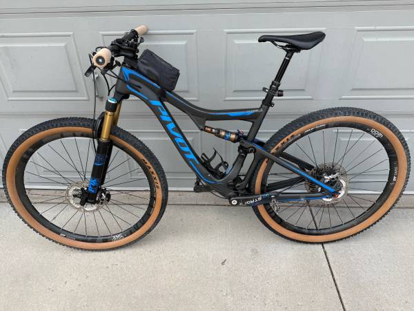 Pivot Mach 429 SL medium 1