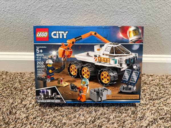 LEGO Rover Testing Drive 60225 NIB 1