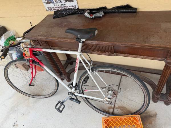 Used bicycle nothing wrong with it 1