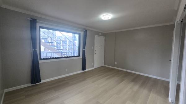 $1895.00 / 1br - 400ft2 - Studio Apartment in Prime Location – Excellent Condition64045195559298120