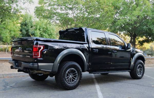 2019 FORD F-150 RAPTOR SUPER CREWCAB AUTOMÁTICO, NAVEGACIÓN, CÁMARA, TÍTULO LIMPIO *** - $49.691 ((916)613-3040 Sacramento)63438620290177123