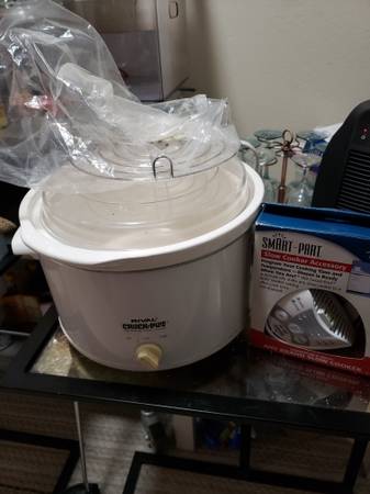 Rival Crock-pot / Slow Cooker with extra accessories 1