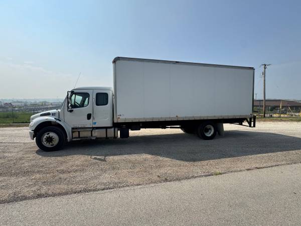 2019 Freightliner M2 106