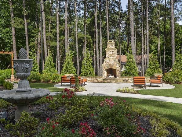 $1,089 / 2br - 1146ft2 - Best views in town! Enjoy life in your new 2 Bed, 2 Bath! 1146 Sq Ft (Stone Mountain - Stone Mountain)63963989994115122