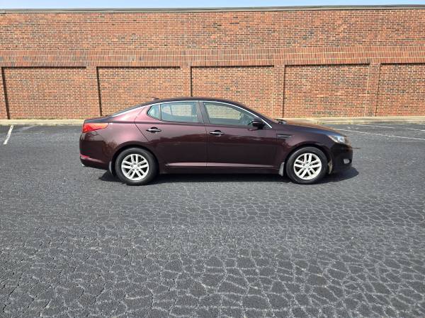 2012 KIA OPTIMA LX .... CLEAN TITLE ..... Only 50k. Miles on Engine - $4,500 (Charlotte)63613354712451124