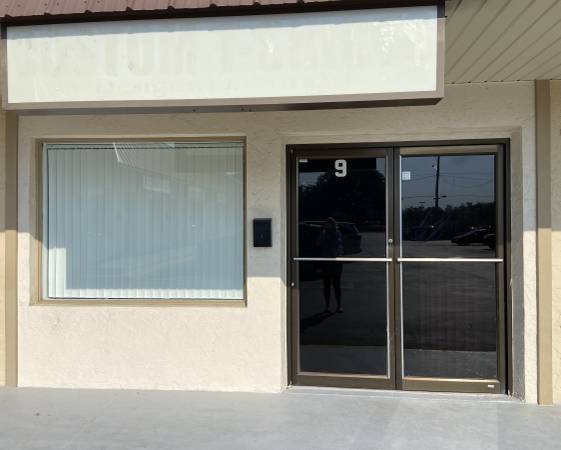 $900 / 800ft2 - SPACIOUS OFFICE * LET'S MAKE A DEAL (Ocala)63768080319235120