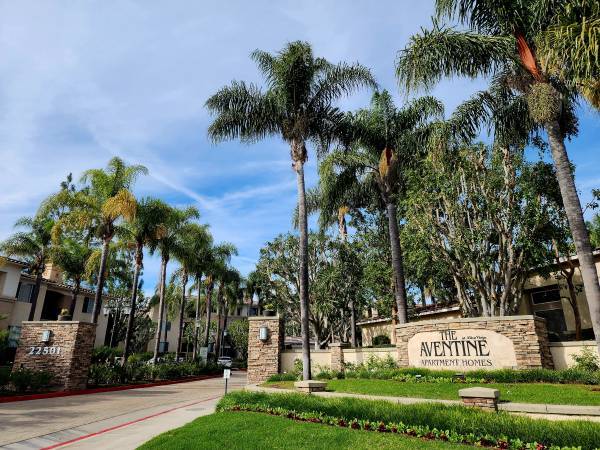 Coming soon! 2 bed 2 bath Apt Sec. Deposit $199 - OAC Specials! $3,060 1