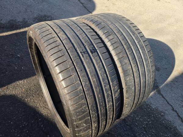275 35 22 Pirelli P-zero 1
