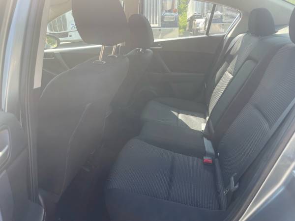 2012 MAZDA 3 AUTOMÁTICO - $2,695 (SALEM NH)63615205099521124