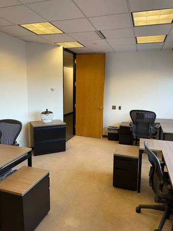 $247 / 36ft2 - Elevate your workday in Colorado Springs: flexible Co-Working space (Colorado Springs)63658264366467124
