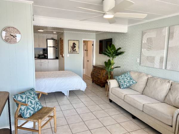 $950.00 / 1br - ALQUILER DE INVIERNO Estudio junto a la piscina cerca del paseo marítimo63839296618883124