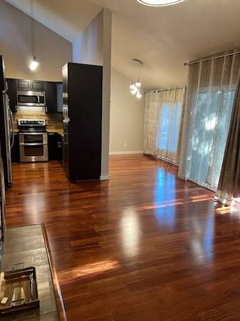 $2,350 / 2br - 1066ft2 - 2 Bedroom 2 Bath Condo for Rent in Kirkland Totem Lake (Kirkland)63799881766145122