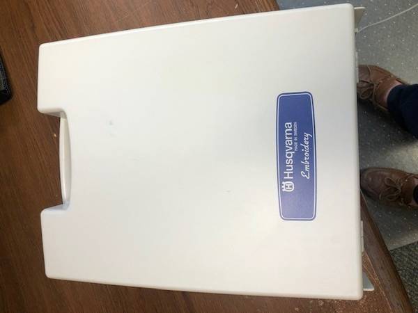 SEWING MACHINE- HUSQVARNA 1250 W/ EMBROIDERY ARM 1