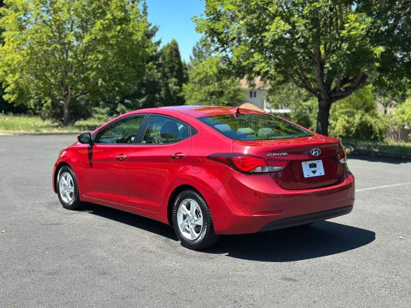 Hyundai Elantra SE 2014 - $5,800 (Portland)63616152005889122