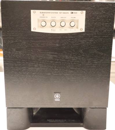 Yamaha YST SW215 Powered Subwoofer 1
