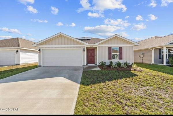 4 Bed, 2 Bath - $2,200 /month - Electricity Included & Pet Friendly 1