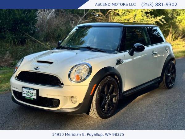 2012 MINI Hardtop 1