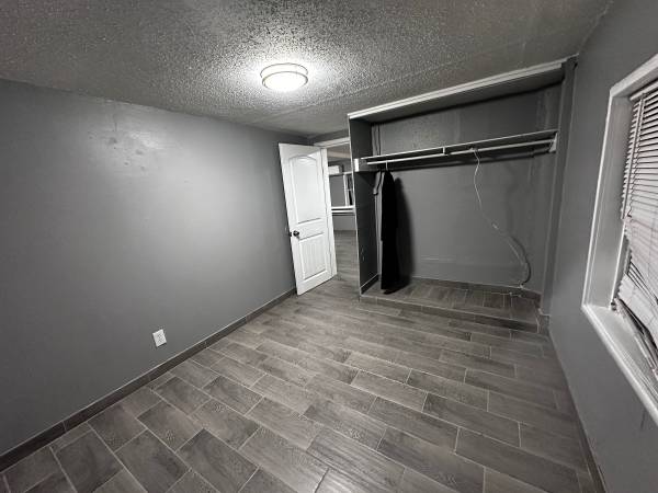 $900 / 2br - Small home for rent (Crosbie higths)63982132930178120